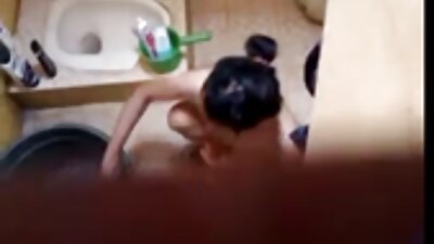 Un árabe enojado castigó a una niña recalcitrante en un hiyab videopornolatina por mal comportamiento.