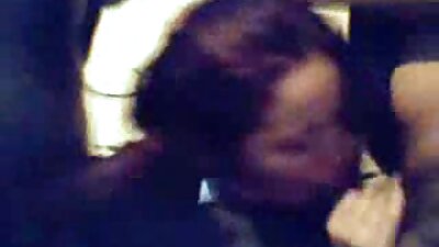La hermanastra trajo a un amigo de la universidad y me sirvieron la polla xnxx latinos juntos.